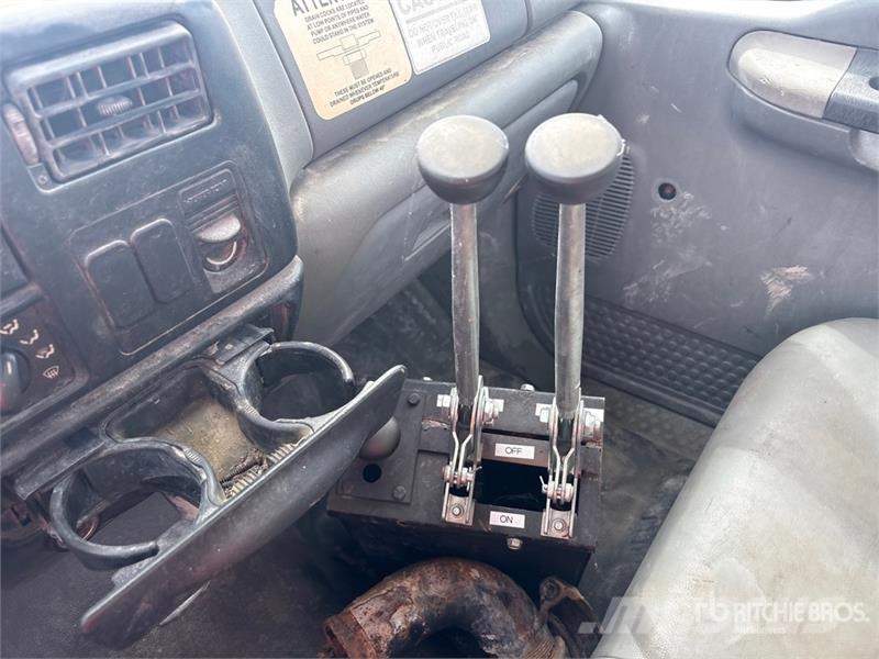 Ford F-750 Camiones cisterna