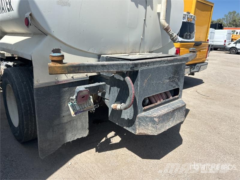 Ford F-750 Ūdens mašīnas