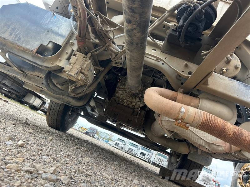 Ford F-750 Kabine i unutrašnjost
