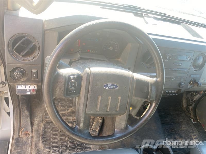 Ford F-750 Sklápěče