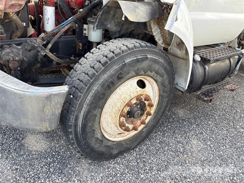 Ford F-750 Ūdens mašīnas