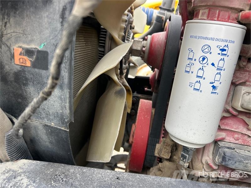 Ford F-750 Kabine i unutrašnjost