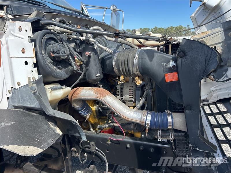 Ford F-750 Vandens sunkvežimiai