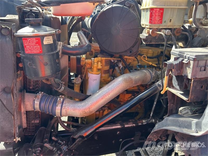Ford F-750 Vandens sunkvežimiai