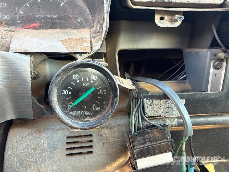 Ford F-750 Tovornjaki za vodo