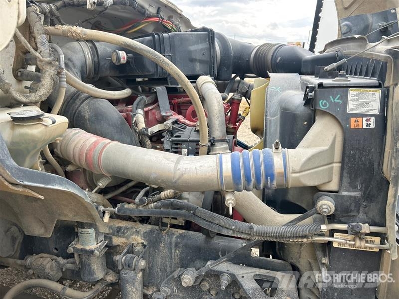 Ford F-750 Kabine i unutrašnjost