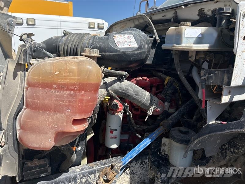 Ford F-750 Ūdens mašīnas