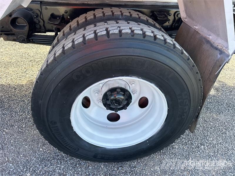 Ford F-750 Vandens sunkvežimiai