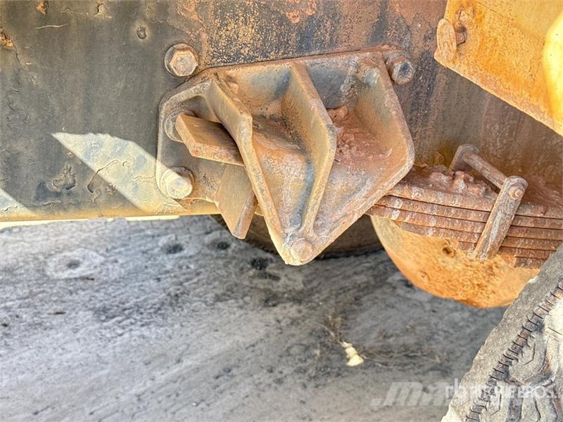 Ford F-750 Tovornjaki za vodo