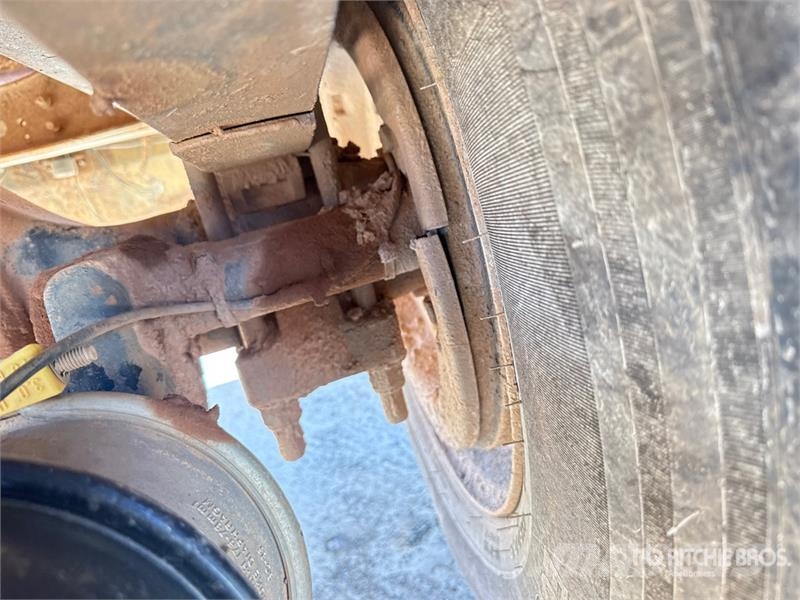 Ford F-750 Tovornjaki za vodo