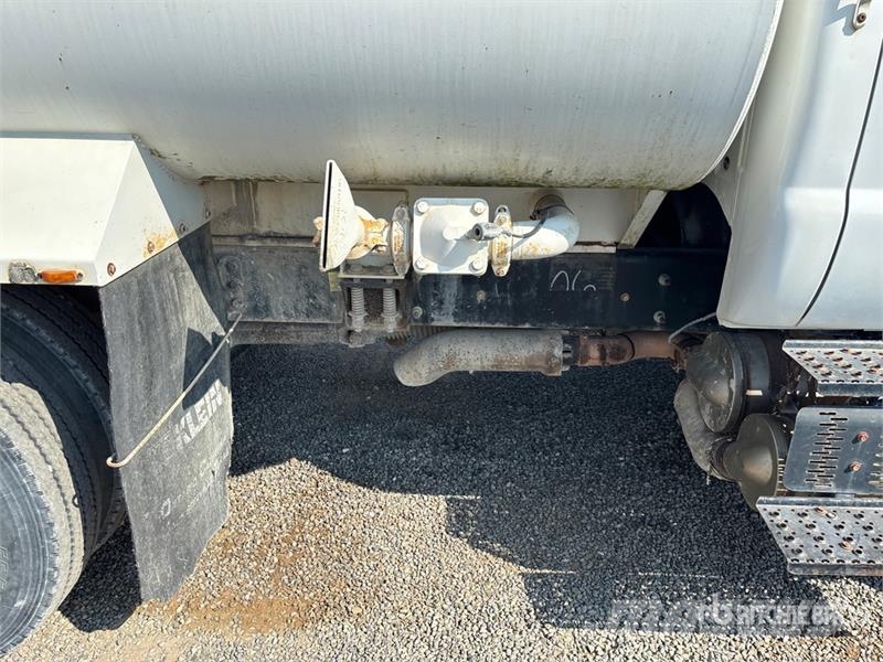 Ford F-750 Wassertanker