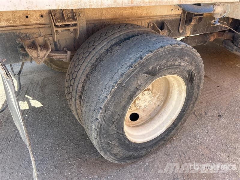 Ford F-750 Ūdens mašīnas