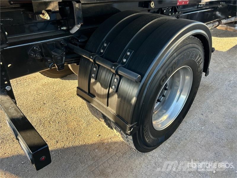 Ford F-750 Kravas automašinas konteineru vedeji