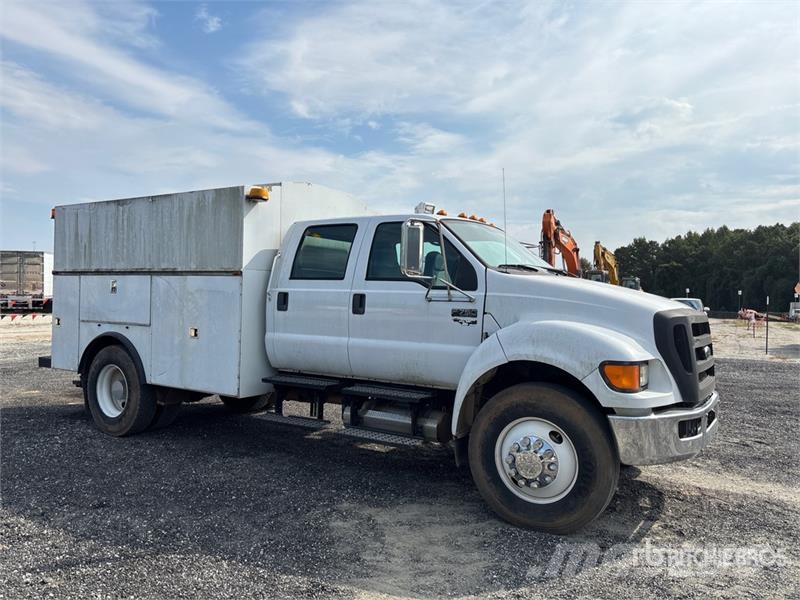 Ford F-750 Pick up/Fiancata ribaltabile