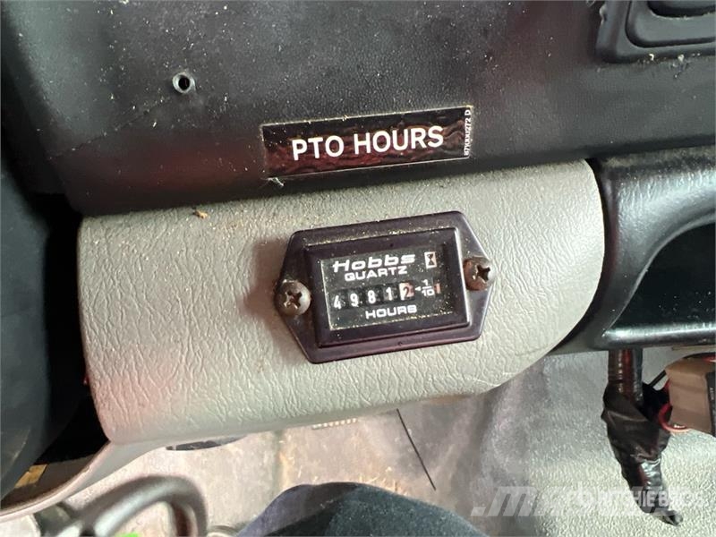 Ford F-750 4x2 Bucket Truck Camion nacelle