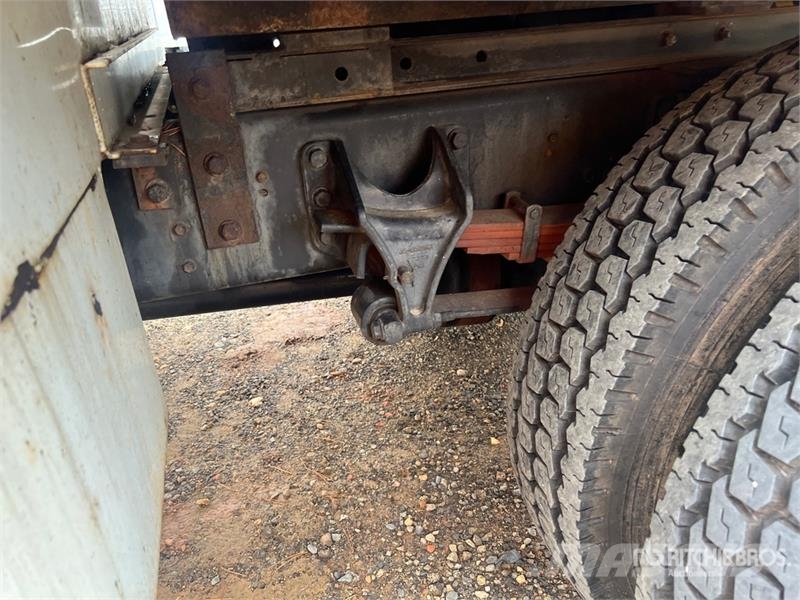 Ford F-750 4x2 Bucket Truck Camion nacelle