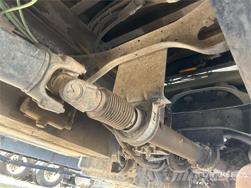 Ford F-750 4x2 Service Truck Municipal / general purpose vehicles