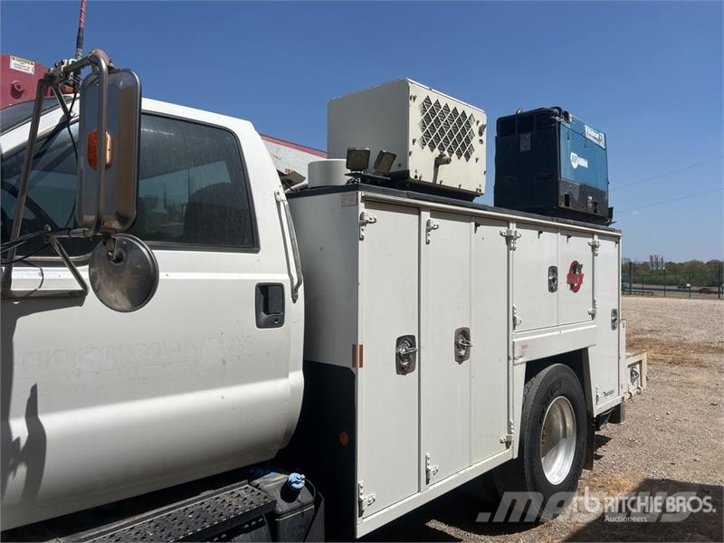 Ford F-750 4x2 Service Truck Municipal / general purpose vehicles
