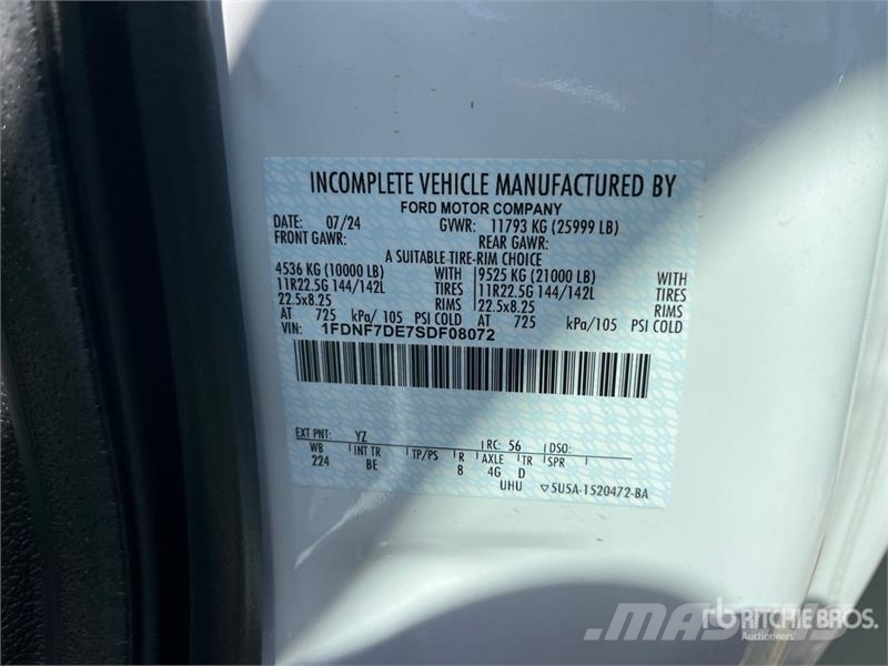 Ford F-750 4x2 Service Truck Komunalna vozila