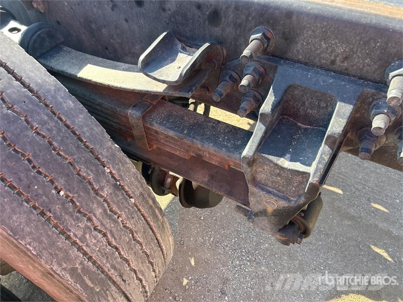 Ford F-750 Super Duty 4x2 Cab and Chassis Kabine i unutrašnjost