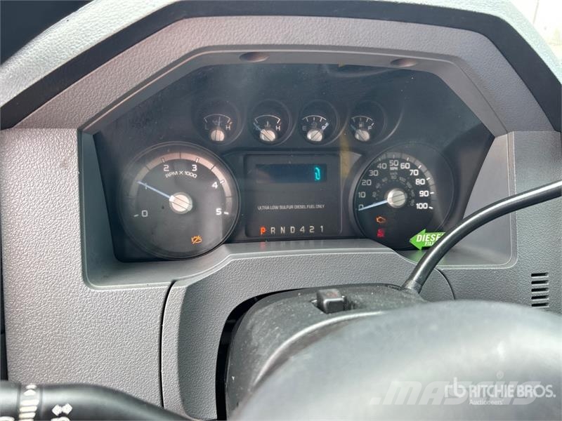 Ford F-750 XL 4x2 Van Truck Φορτηγά Κόφα