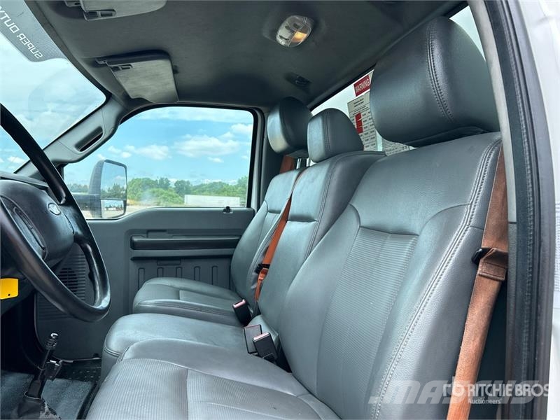Ford F-750 XL 4x2 Van Truck Φορτηγά Κόφα