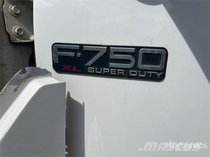 Ford F-750 XL 4x2 Van Truck Φορτηγά Κόφα