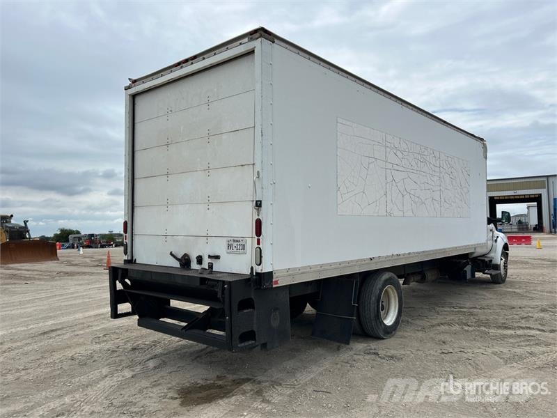 Ford F-750 XL 4x2 Van Truck Φορτηγά Κόφα