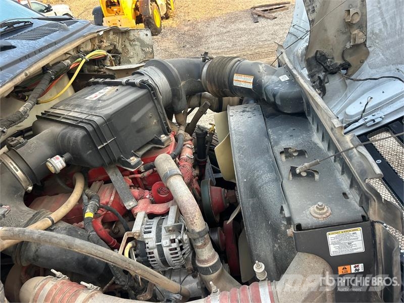 Ford F-750 XLT 4x2 Service Truck Komunalna vozila za opštu namenu