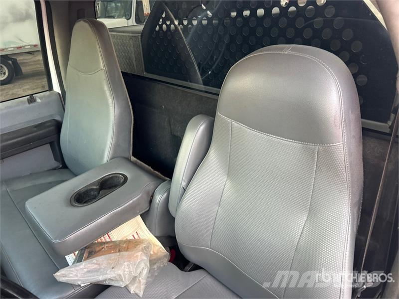 Ford F-750 XLT 4x2 Service Truck Komunalna vozila za opštu namenu