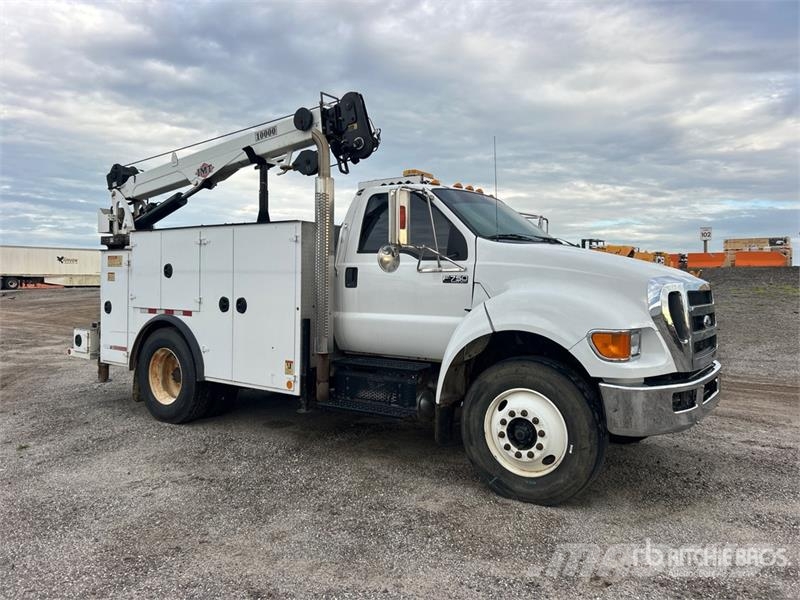 Ford F-750 XLT 4x2 Service Truck Komunalna vozila za opštu namenu