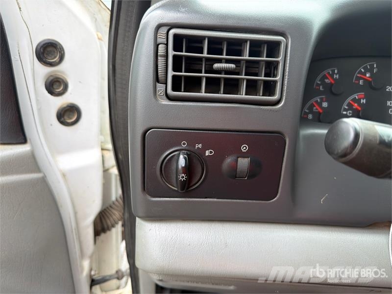 Ford F-750 XLT 4x2 Service Truck Общински/универсални превозни средства
