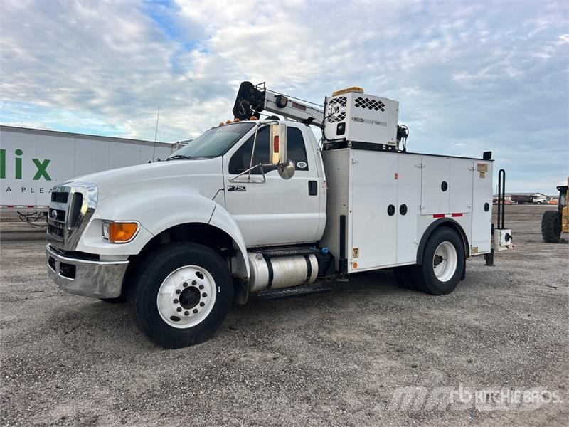 Ford F-750 XLT 4x2 Service Truck Komunalna vozila za opštu namenu