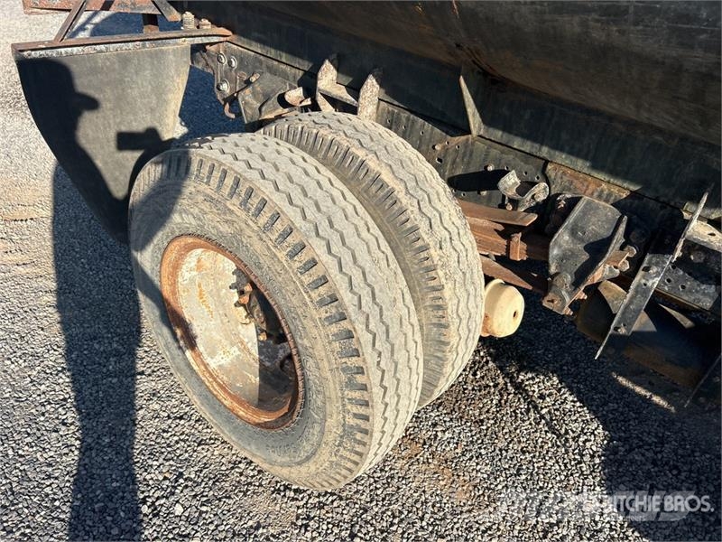Ford F-800 Camiones cisternas