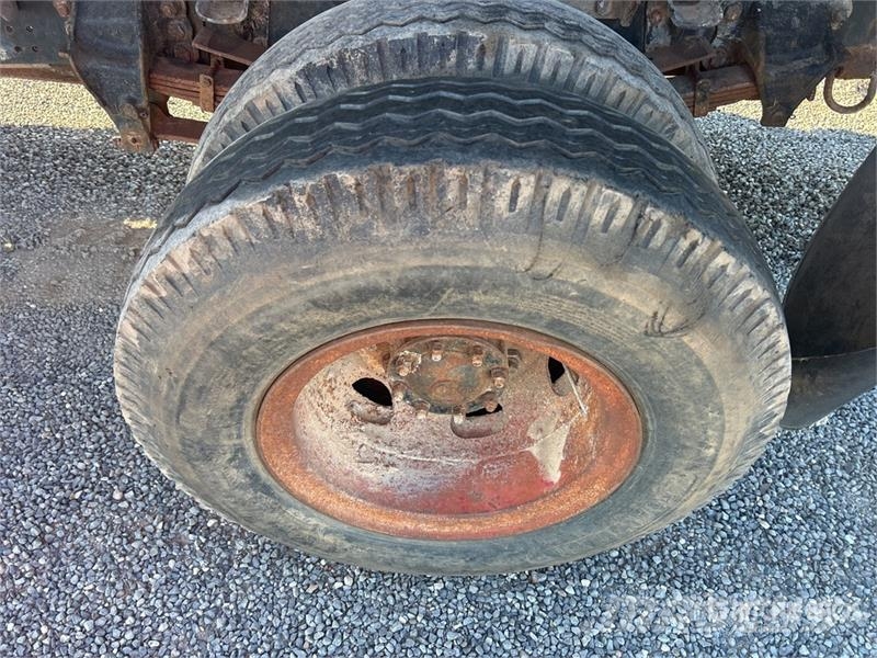 Ford F-800 Camiones cisternas