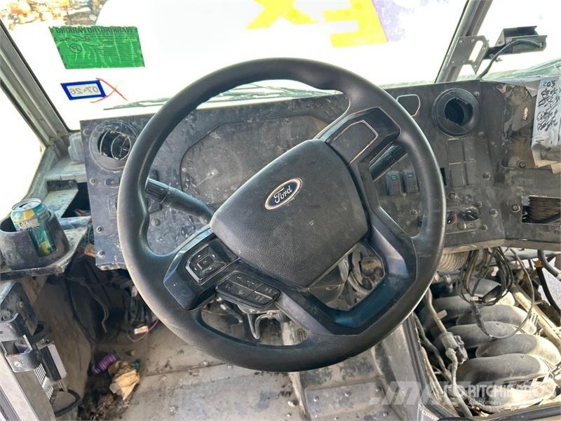 Ford F59 4x2 Step Van هيكل صندوقي