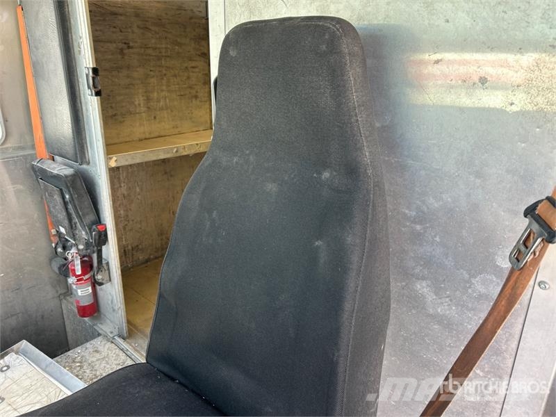 Ford F59 4x2 Step Van هيكل صندوقي