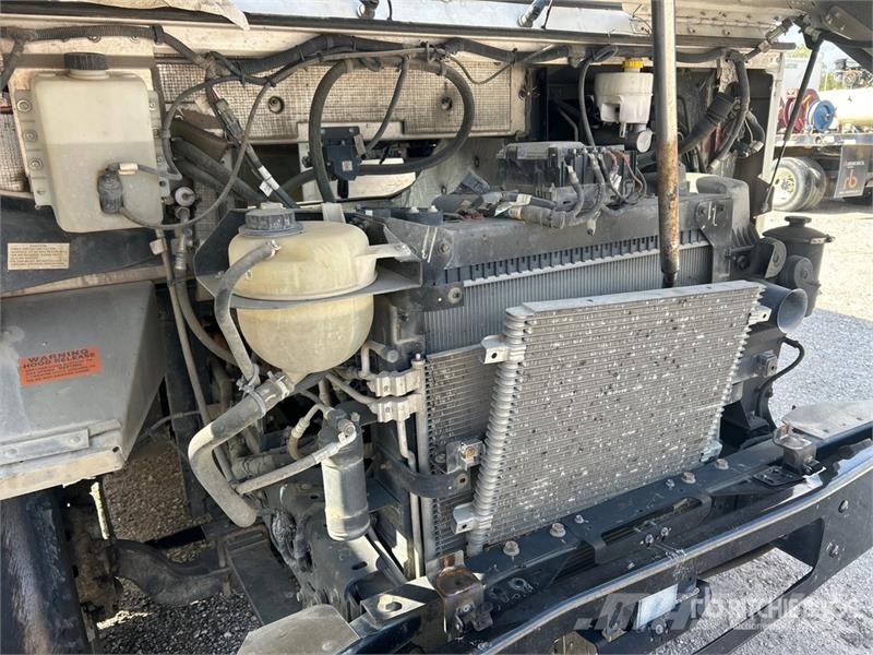 Ford F59 4x2 Step Van هيكل صندوقي