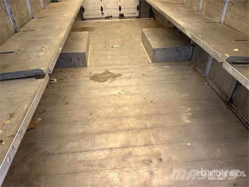 Ford F59 4x2 Step Van هيكل صندوقي