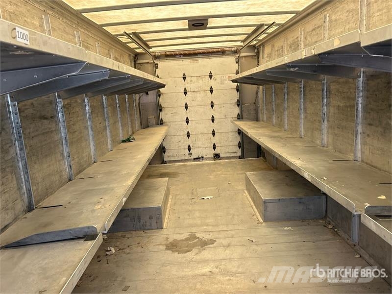 Ford F59 4x2 Step Van هيكل صندوقي