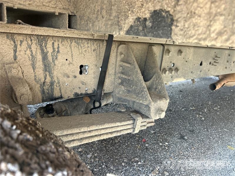 Ford F59 4x2 Step Van هيكل صندوقي