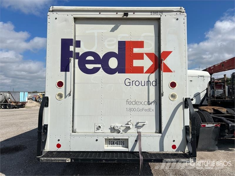 Ford F59 4x2 Step Van هيكل صندوقي