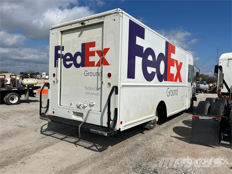 Ford F59 4x2 Step Van هيكل صندوقي