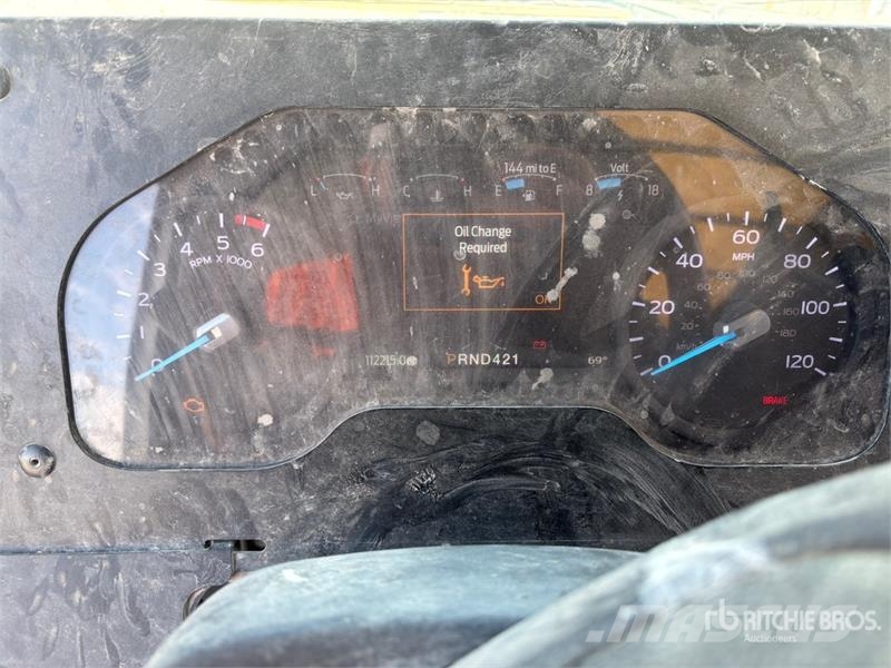 Ford F59 4x2 Step Van هيكل صندوقي