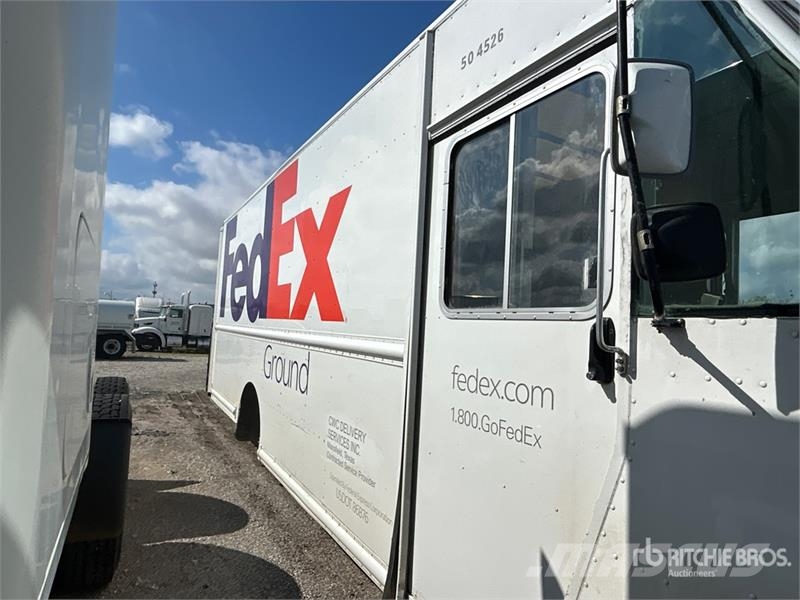 Ford F59 4x2 Step Van هيكل صندوقي
