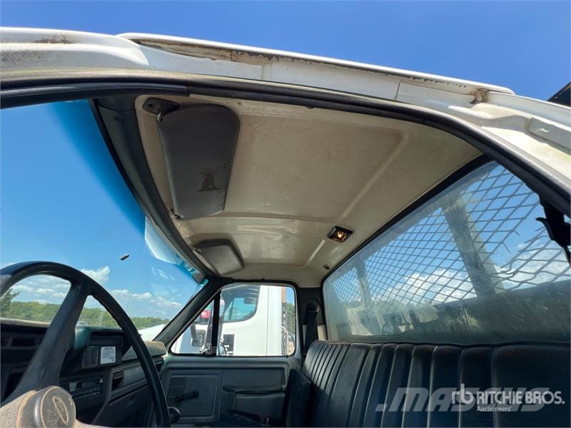 Ford F800 4x2 Flatbed Dump Truck Kipper