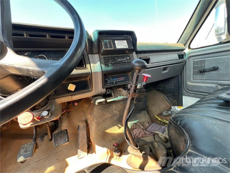 Ford F800 4x2 Flatbed Dump Truck Kipper