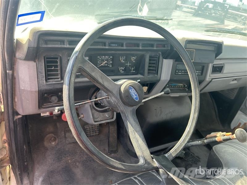 Ford F800 4x2 Reel Truck (Inoperable) Bjærgningskøretøjer