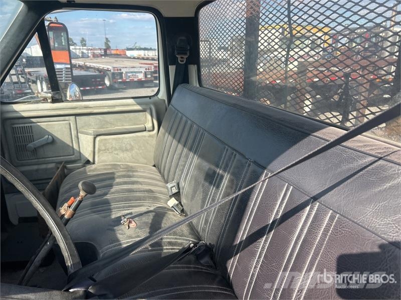 Ford F800 4x2 Reel Truck (Inoperable) Bjærgningskøretøjer