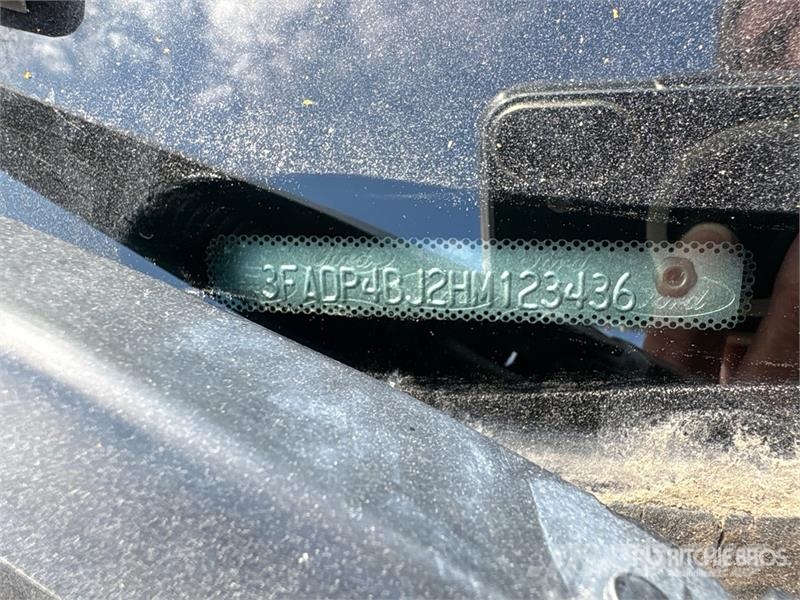 Ford Fiesta SE Automobile (Inoperable) Avtomobili